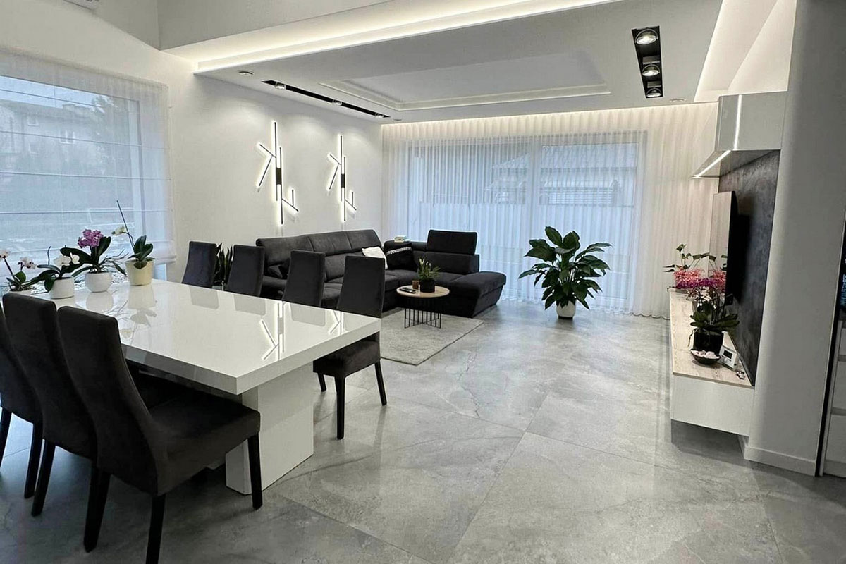 4-Bedroom, 2000 Sq Ft House Plan with First Floor Home Office