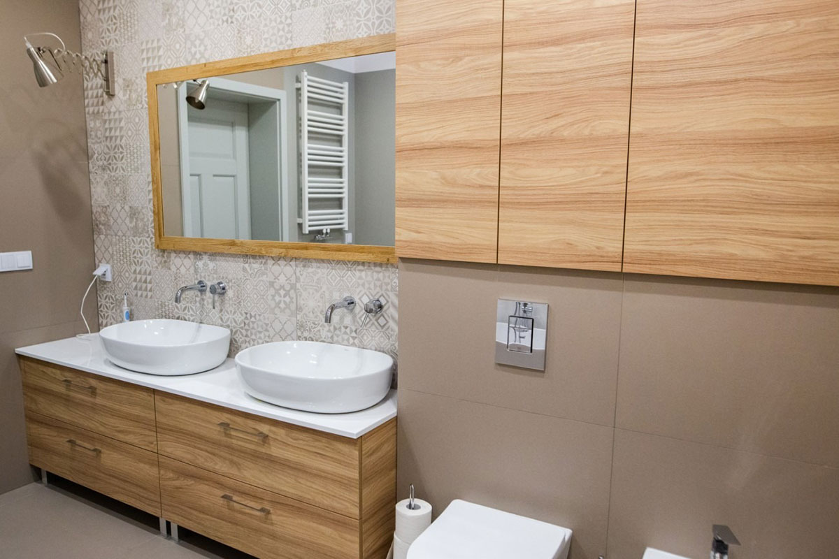 Vieno aukšto namo projektas 180 m²: 3 Miegamieji, Darbo kambarys, 2 Vonios, Atvira virtuvė, Garažas