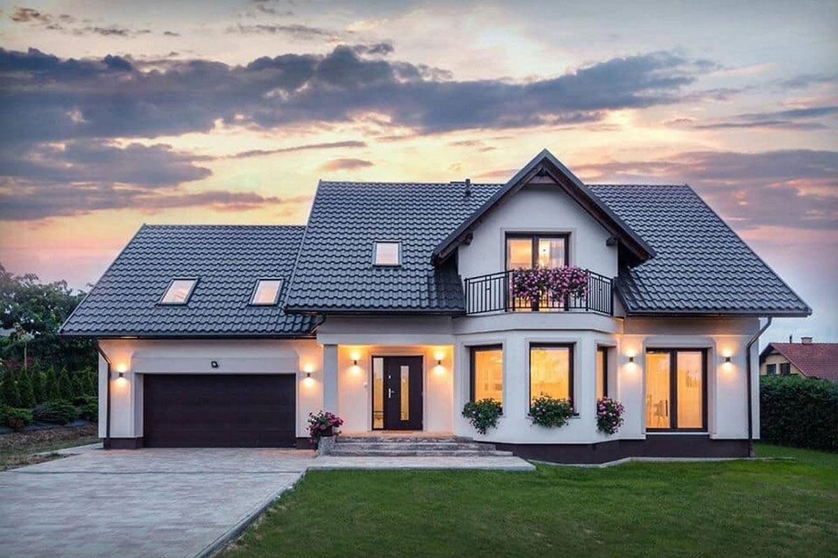 5-Bedroom 2-Story House Plan with Open Concept Kitchen