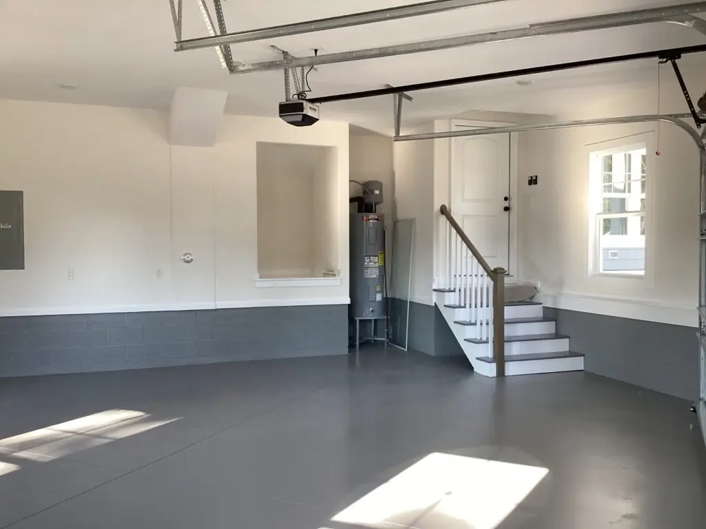 Interjeras 12 – Namo projektas su mansarda 302 m²: 4 Miegamieji, 4 Vonios, Atvira virtuvė, Garažas — 65567R