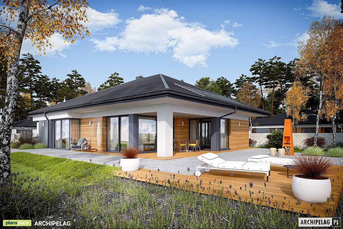 T-Shaped European House with Open Floor Plan and 4 Beds